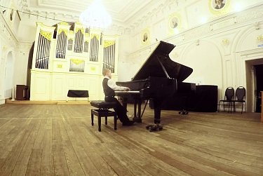 Старейшей музыкальной школе Оренбуржья –100!